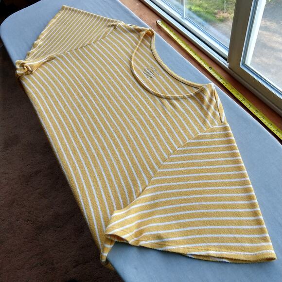 Lane Bryant Sunshine Striped Tunic Top 18 / 20 lightweight sweater short sleeves - Picture 6 of 12